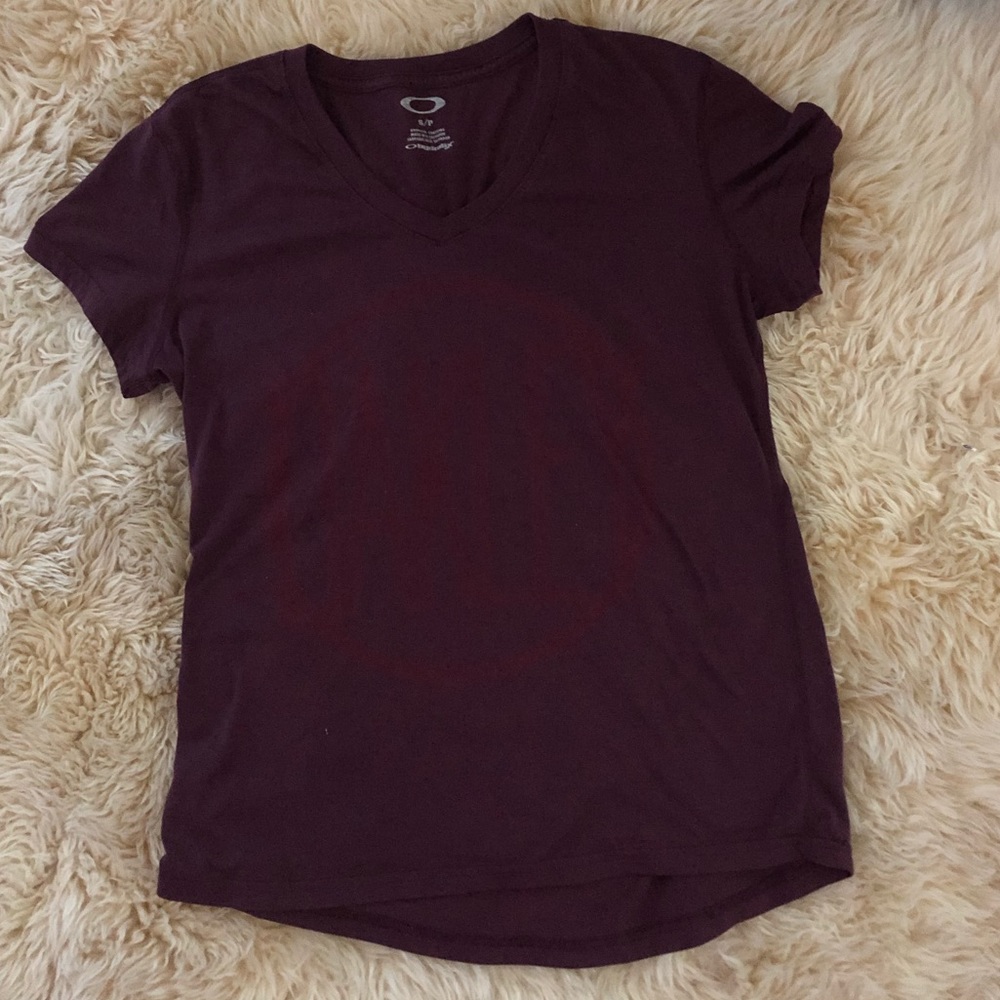 Oakley Ohydrolix Burgundy Tee!